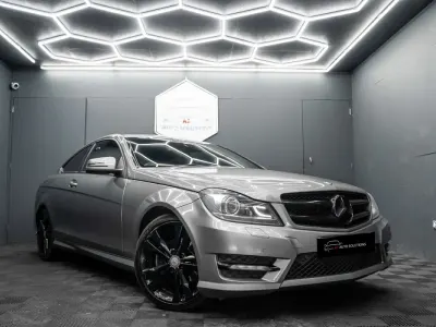 Usado Mercedes C180 AMG 2013 Prateado Coupé