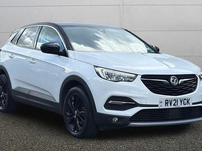 Used Vauxhall Grandland X SRi 131 HP (96 kW) 2021 White SUV