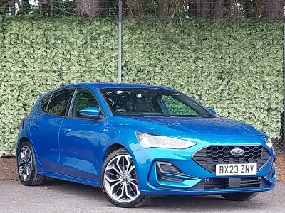 Used Ford Focus ST-Line X 155 HP (114 kW) 2023 Blue Hatchback