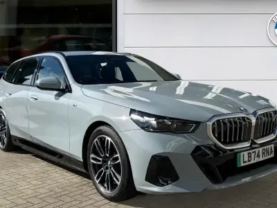 Używany BMW i5 M Sport 246 kW (335 KM) 2024 Szary Sedan/Limuzyna
