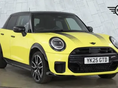 Used Mini Cooper Hatch 113 kW (154 HP) 2025 Yellow Hatchback