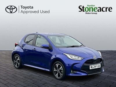 Used Toyota Yaris Hybrid Design 116 HP (85 kW) 2024 Blue Hatchback