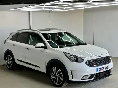 Używany Kia Niro First Edition 2016 Biały SUV