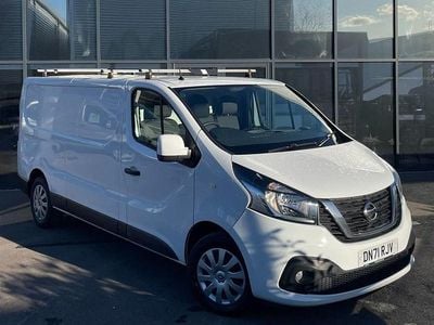 White Used 2021 Nissan NV300 Acenta Van | £10,495 (Fair price)