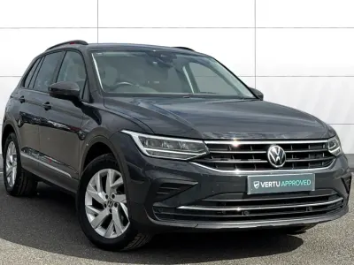 Używany VW Tiguan Life 150 KM (110 kW) 2021 Szary SUV