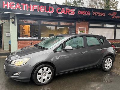 Used Vauxhall Astra 2010 Grey Hatchback