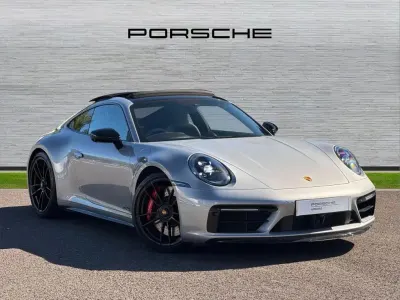 Begagnad Porsche 911 480 HK (353 kW) 2023 Silver Sportkupé