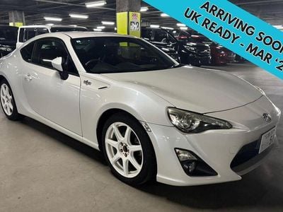Used Toyota GT86 GT 200 HP (147 kW) 2013 White Coupe