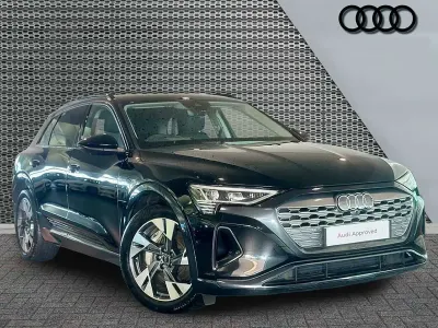 Usado Audi Q8 e-tron Sport 300 kW (408 HP) 2024 Preto SUV