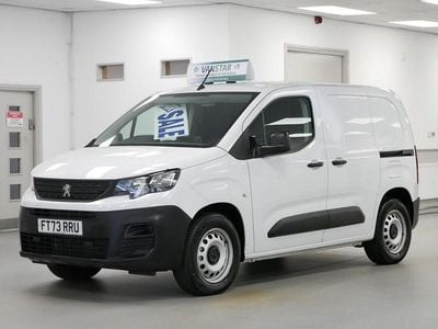 White Used 2024 Peugeot E-Partner Premium MPV | £13,889 (Fair price)