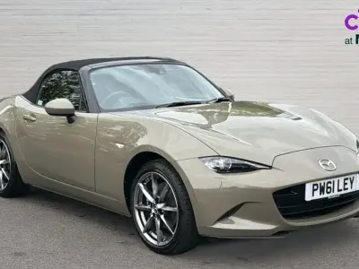 Używany Mazda MX5 Exclusive-Line 184 KM (135 kW) 2024 Brązowy Kabriolet