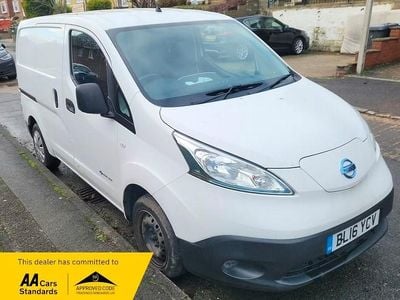 Used Nissan e-NV200 Acenta 2016 White MPV