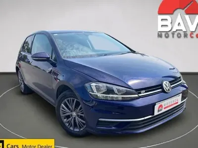 Used VW Golf VII SE 110 HP (80 kW) 2017 Blue Hatchback