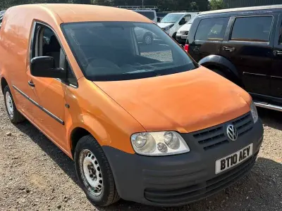 Used VW Caddy 104 HP (76 kW) 2010 White MPV