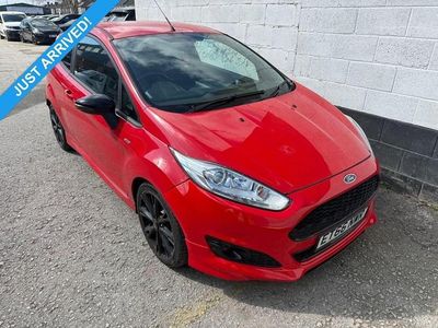 Used Ford Fiesta ST-Line 125 HP (91 kW) 2017 Red Hatchback