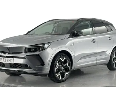 Second-hand Vauxhall Grandland X Ultimate 131 CP (96 kW) 2024 Gri SUV
