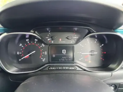 Begagnad Citroën C3 PureTech 82 HK (60 kW) 2023 Svart Halvkombi