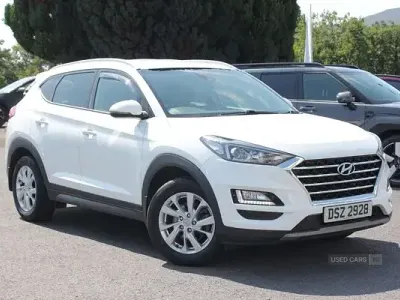 Used Hyundai Tucson SE 115 HP (84 kW) 2019 White SUV