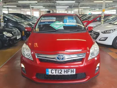 Used Toyota Auris Hybrid 2012 Red Hatchback