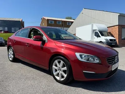 Used Volvo S60 SE 120 HP (88 kW) 2016 Red Sedan