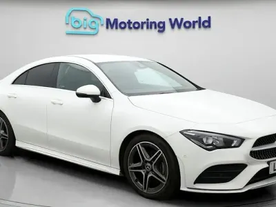 Begagnad Mercedes CLA180 AMG line 136 HK (100 kW) 2021 Vit Sedan
