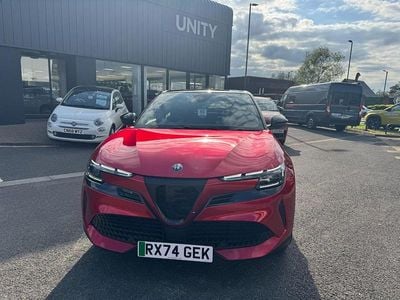 Used Alfa Romeo Junior Edizione Speciale 114 kW (156 HP) 2024 Red SUV