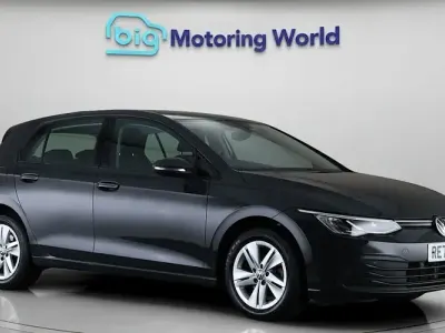 Used VW Golf VIII Life 150 HP (110 kW) 2024 Hatchback