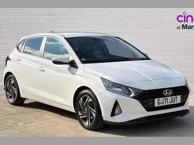 Used Hyundai i20 SE 99 HP (72 kW) 2021 White Hatchback