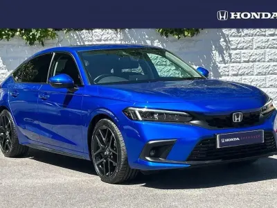 Used Honda Civic Advance 184 HP (135 kW) 2023 Crystal blue Hatchback