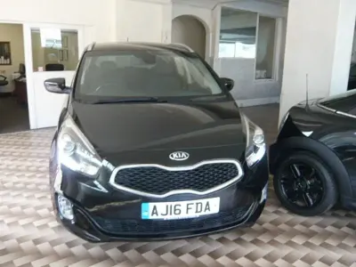Used Kia Carens 2016 Black MPV
