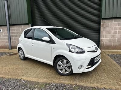 Used Toyota Aygo 2012 White Hatchback