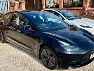 Używany Tesla Model 3 Standard Range 366 kW (498 KM) 2021 Czarny Sedan/Limuzyna