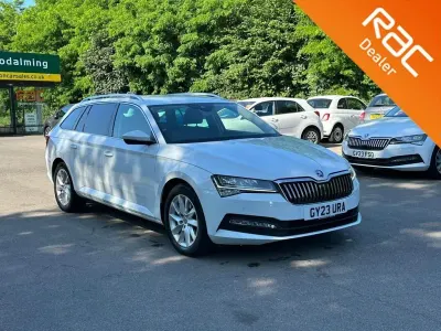 Used Skoda Superb SE Technology 150 HP (110 kW) 2023 White Estate