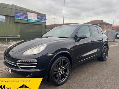 Black Used 2014 Porsche Cayenne Platinum Edition SUV | £13,495 (Fair price)