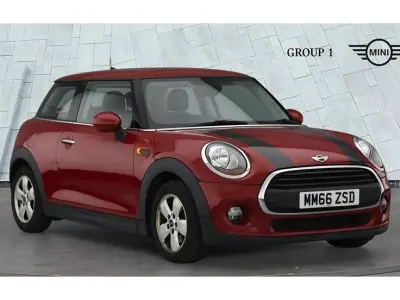 Używany Mini ONE Hatch 102 KM (75 kW) 2016 Czerwony Hatchback
