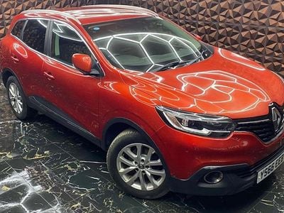 Used Renault Kadjar Dynamique 110 HP (80 kW) 2017 Red SUV