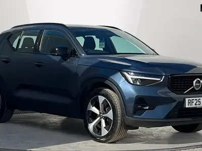 Used Volvo XC40 Plus 197 HP (144 kW) 2025 Blue SUV
