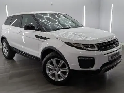Używany Land Rover Range Rover evoque SE 150 KM (110 kW) 2019 Biały SUV