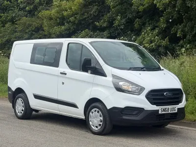 Used Ford Transit Custom 105 HP (77 kW) 2018 White Van