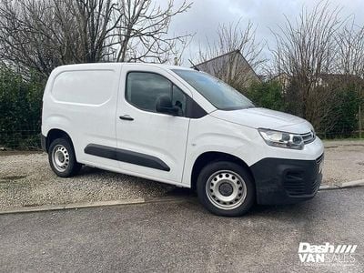Used Citroën Berlingo 100 HP (73 kW) 2023 White MPV
