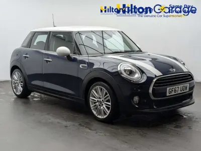 Usado Mini Cooper Hatch 136 HP (100 kW) 2017 Azul Citadino