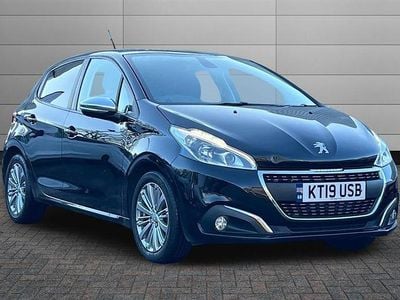 Nera black Used 2019 Peugeot 208 Signature Sky Hatchback | £5,695 (Good price)