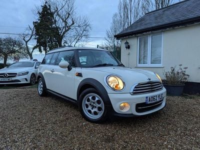 Used Mini Cooper Clubman 2013 White Estate