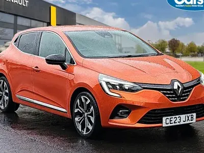 Used Renault Clio Techno 145 HP (106 kW) 2023 Orange  Hatchback