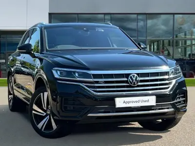 Used VW Touareg R-line 286 HP (210 kW) 2022 Grenadilla black metallic SUV