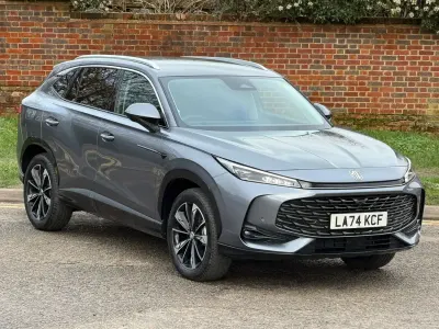 Usado MG HS Trophy 167 CV (122 kW) 2024 Gris SUV