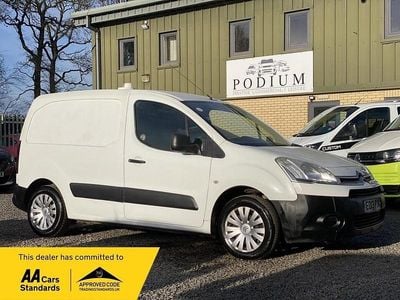 Used Citroën Berlingo 75 HP (55 kW) 2013 White MPV