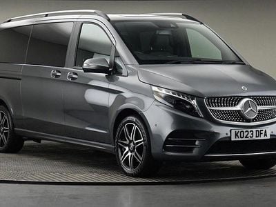 Mercedes V220