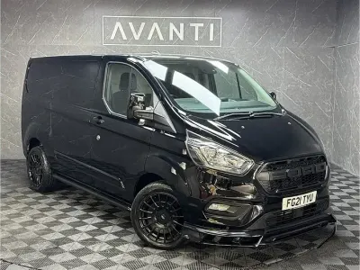Used Ford Transit Custom Limited 130 HP (95 kW) 2021 Black Van