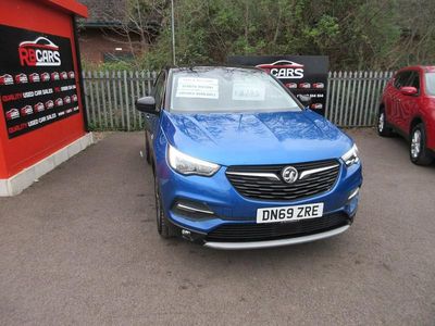 Used Vauxhall Grandland X SRi 130 HP (95 kW) 2019 Blue SUV